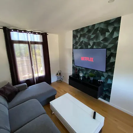 Bel Appartement Au Bord D Yerres Buitenkant foto